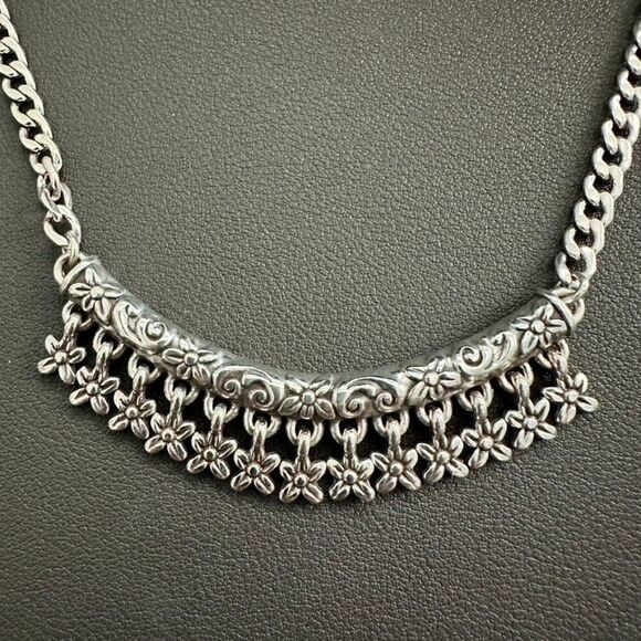 Brand New NWT Brighton Cosmopolitan Floral Flower Necklace - Picture 3 of 7